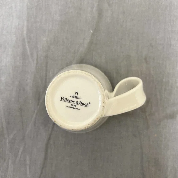 Villeroy Boch 1748 Luxembourg New Wave Mug Swirl Handle Cup White Porcelain 10oz - Picture 6 of 9